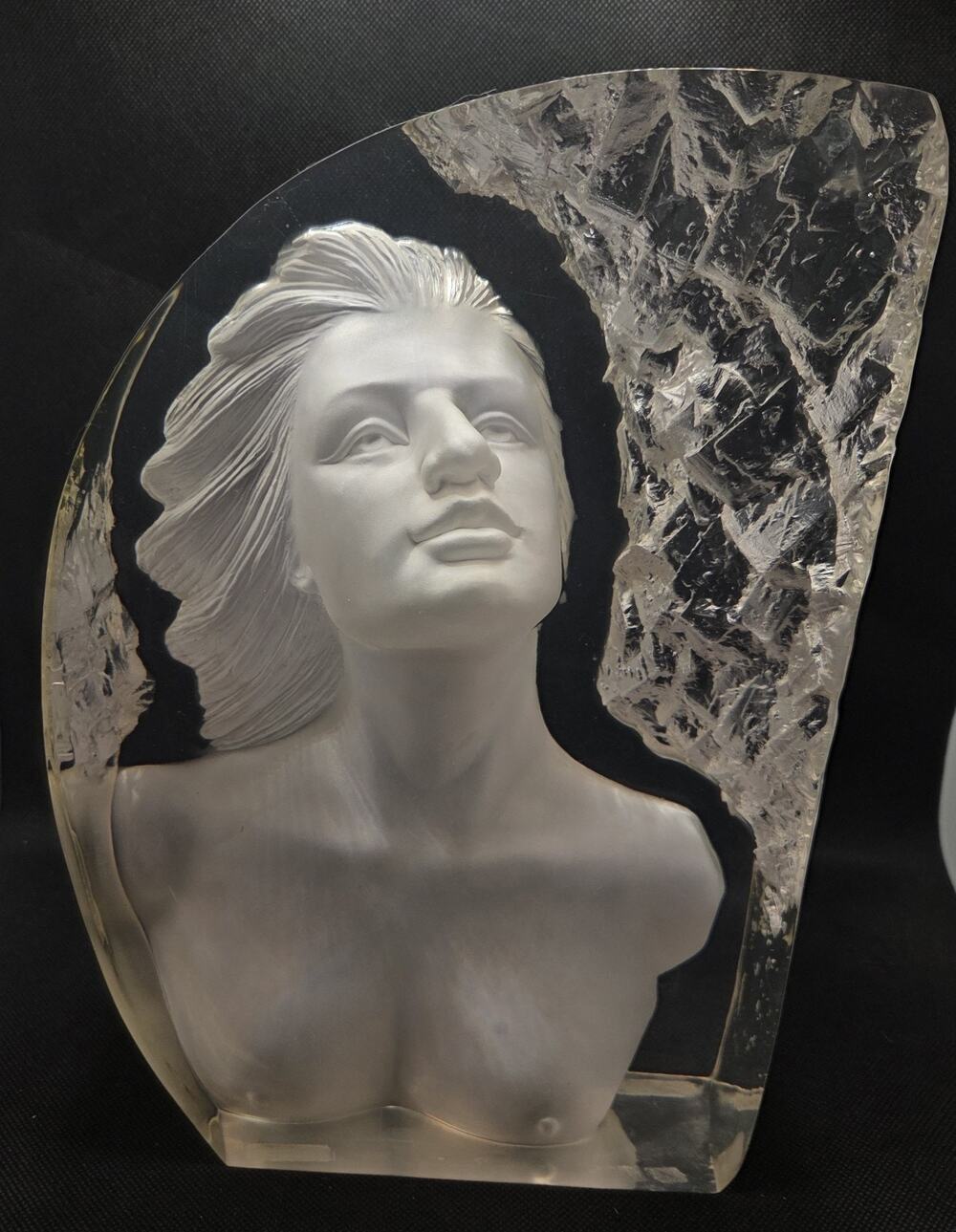 Design Toscano Reflections of Romance Clear Resin Woman Bust Sculpture MP967